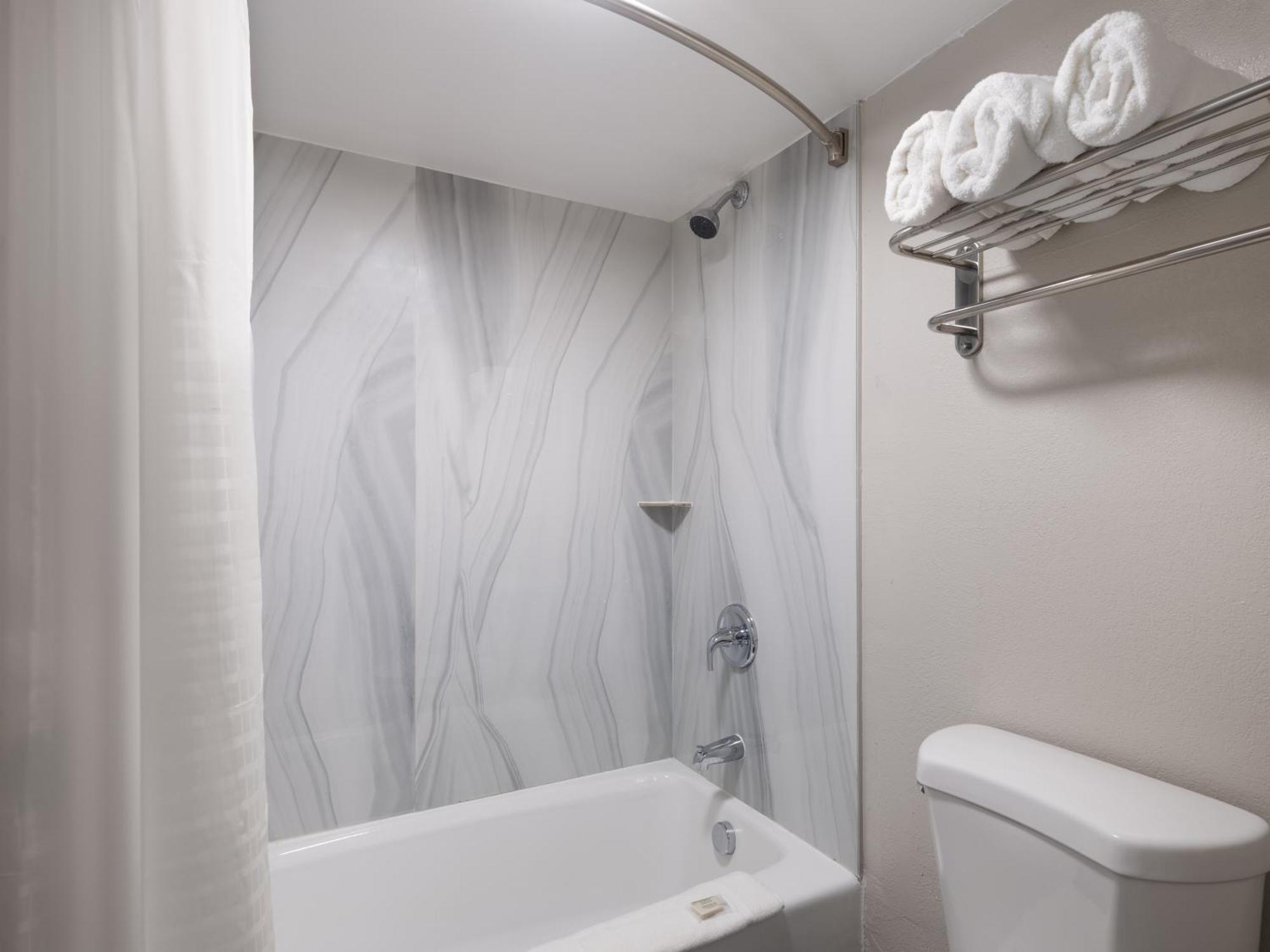 Days-Inn By Wyndham Montgomery I-85 Eksteriør billede