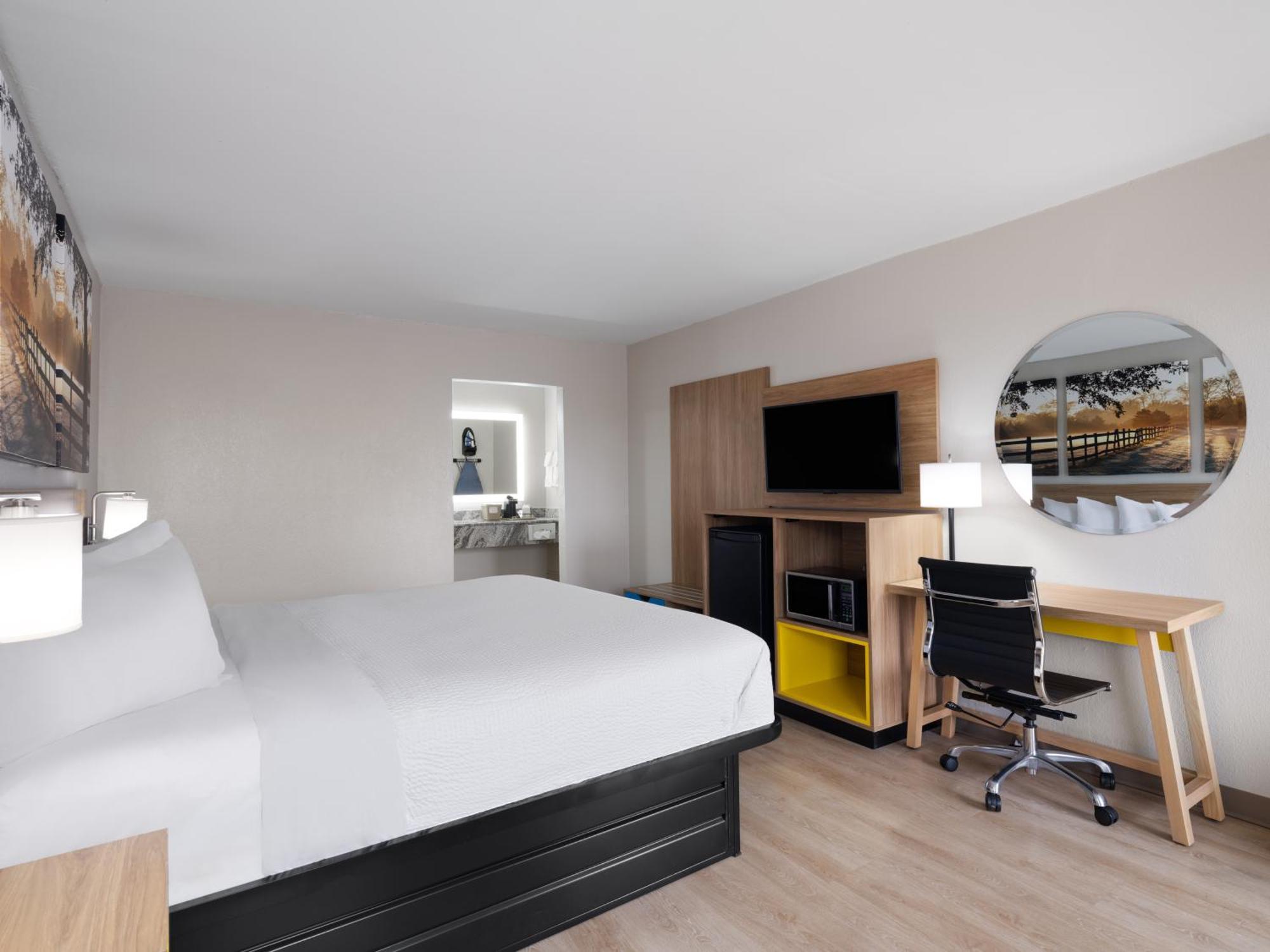 Days-Inn By Wyndham Montgomery I-85 Eksteriør billede