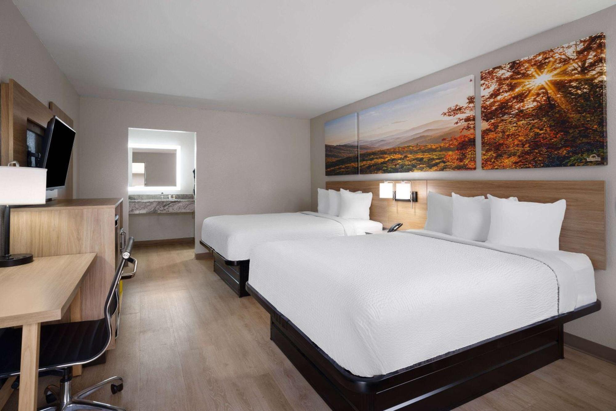 Days-Inn By Wyndham Montgomery I-85 Eksteriør billede